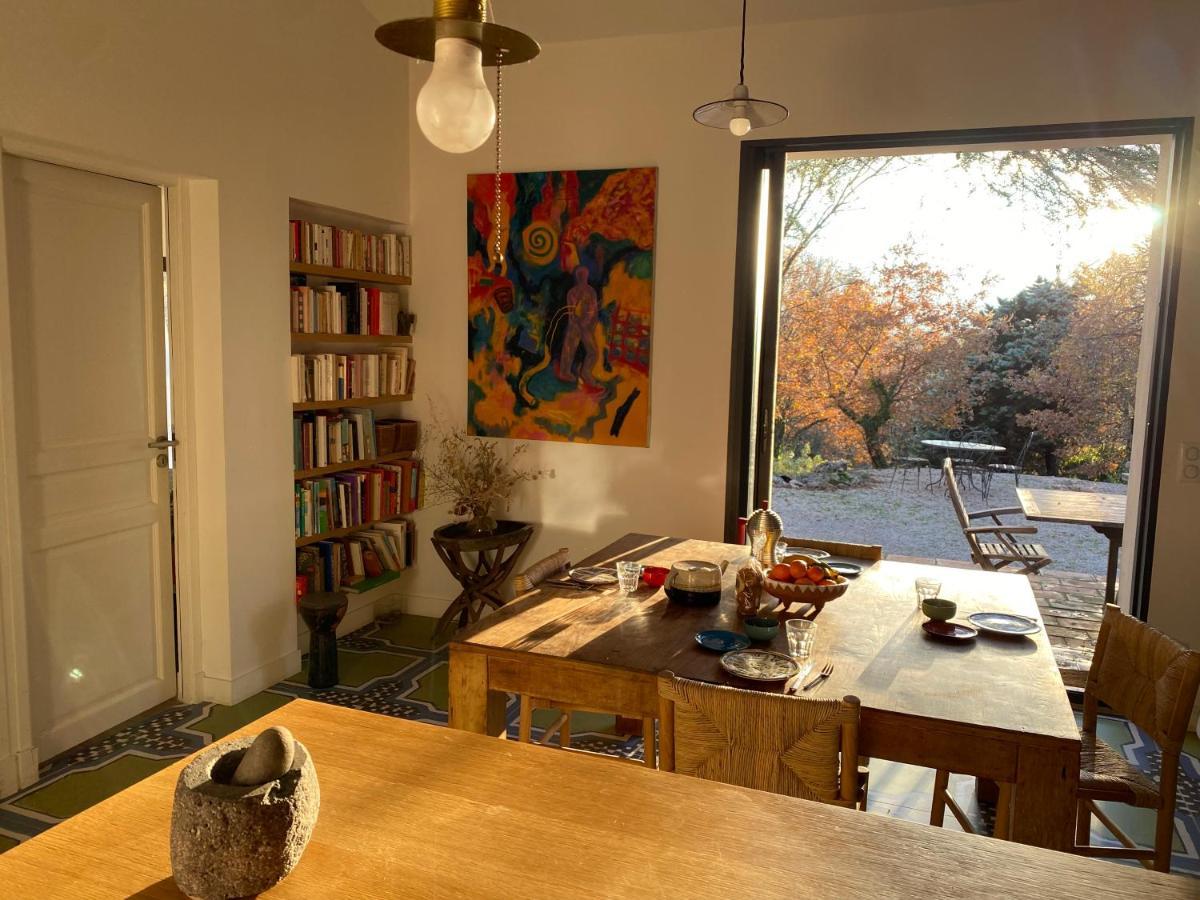 La Maison De Mado Et Sa Cabane Dans Les Arbres Plan d'Aups Εξωτερικό φωτογραφία